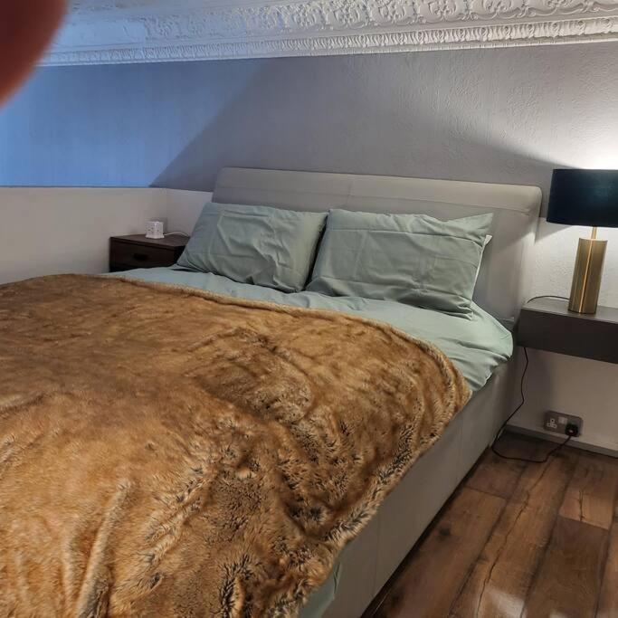 5 Luxury Spacious Loft - Prime Location - Comfortable Bed & Sofa Brighton Dış mekan fotoğraf