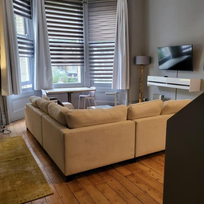5 Luxury Spacious Loft - Prime Location - Comfortable Bed & Sofa Brighton Dış mekan fotoğraf